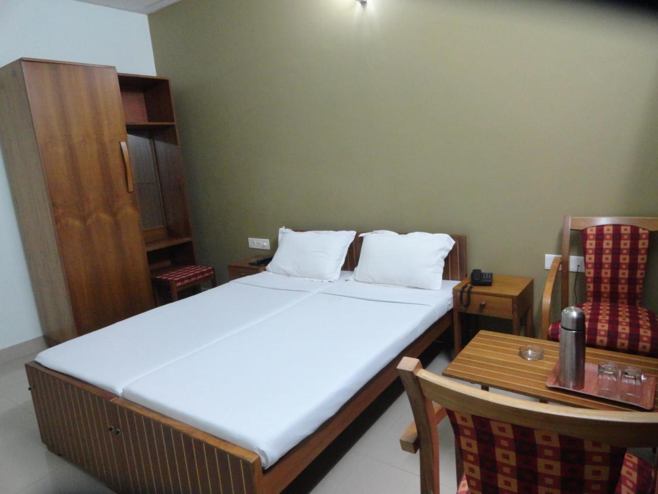 Hotel Madikeri Heritage Exterior foto